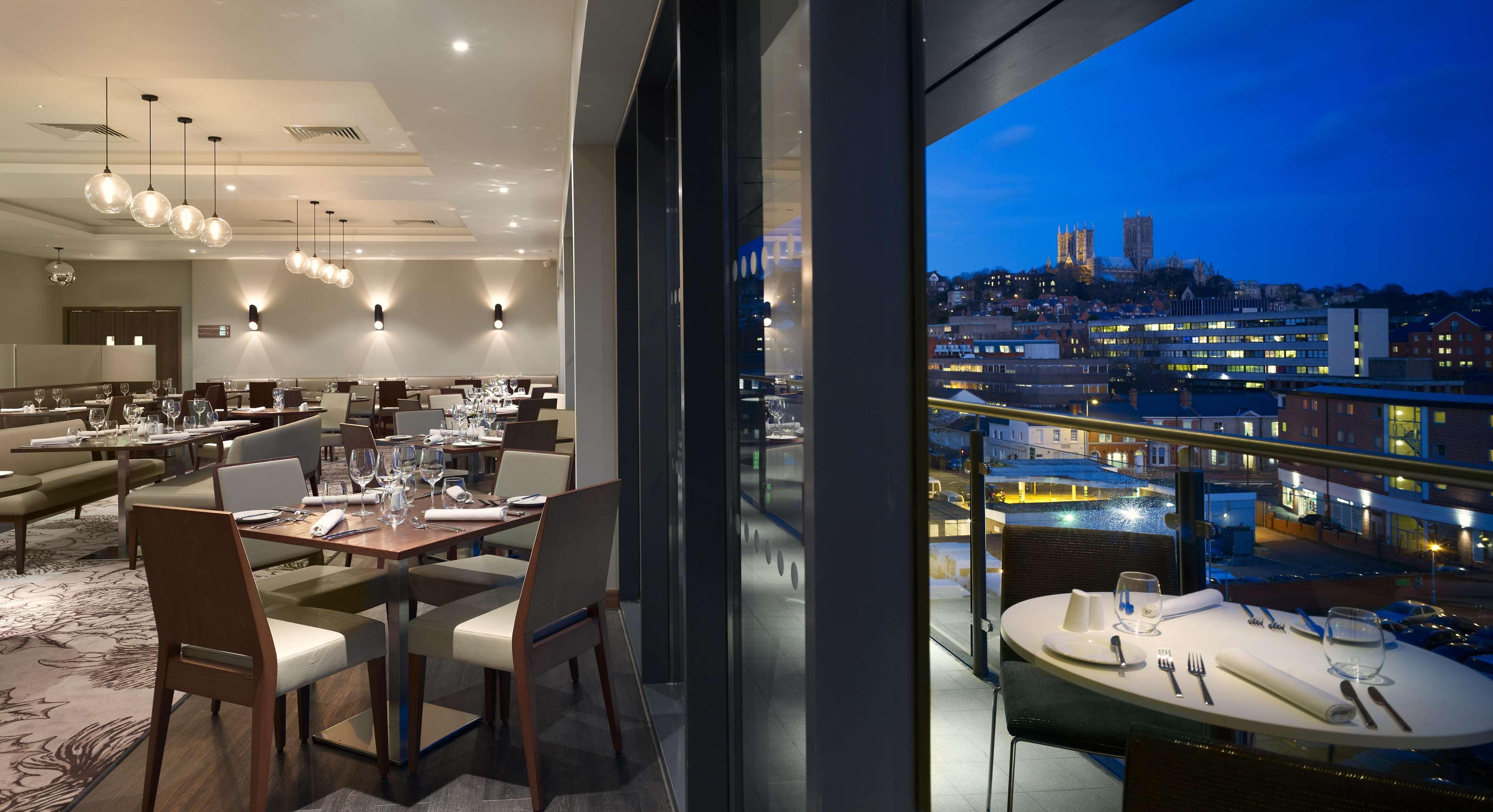 Doubletree By Hilton Lincoln Hotel Restoran gambar